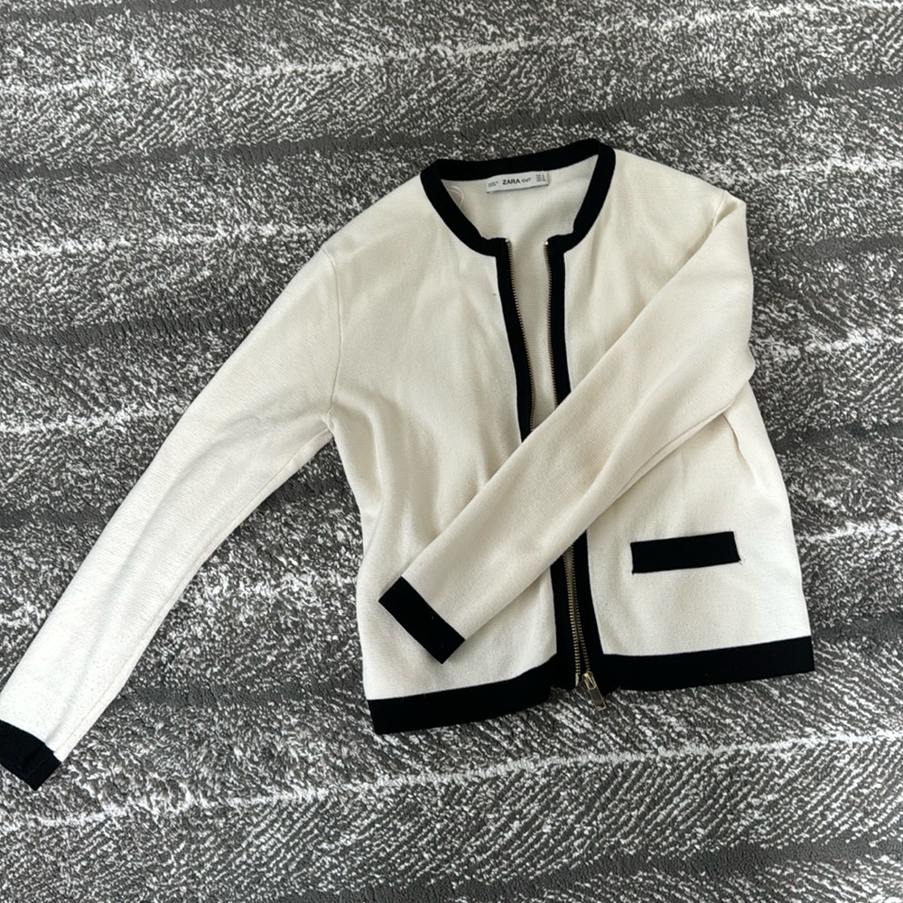 Zara knit zip up sweater